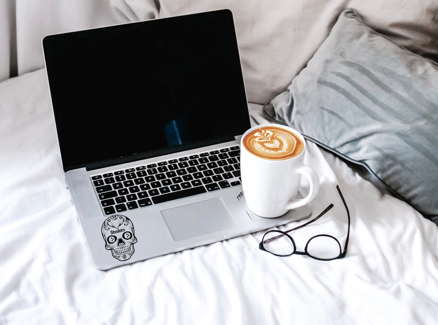 Vinyl Decal | Steelers Sugar Skull | Cars, Laptops, Etc.