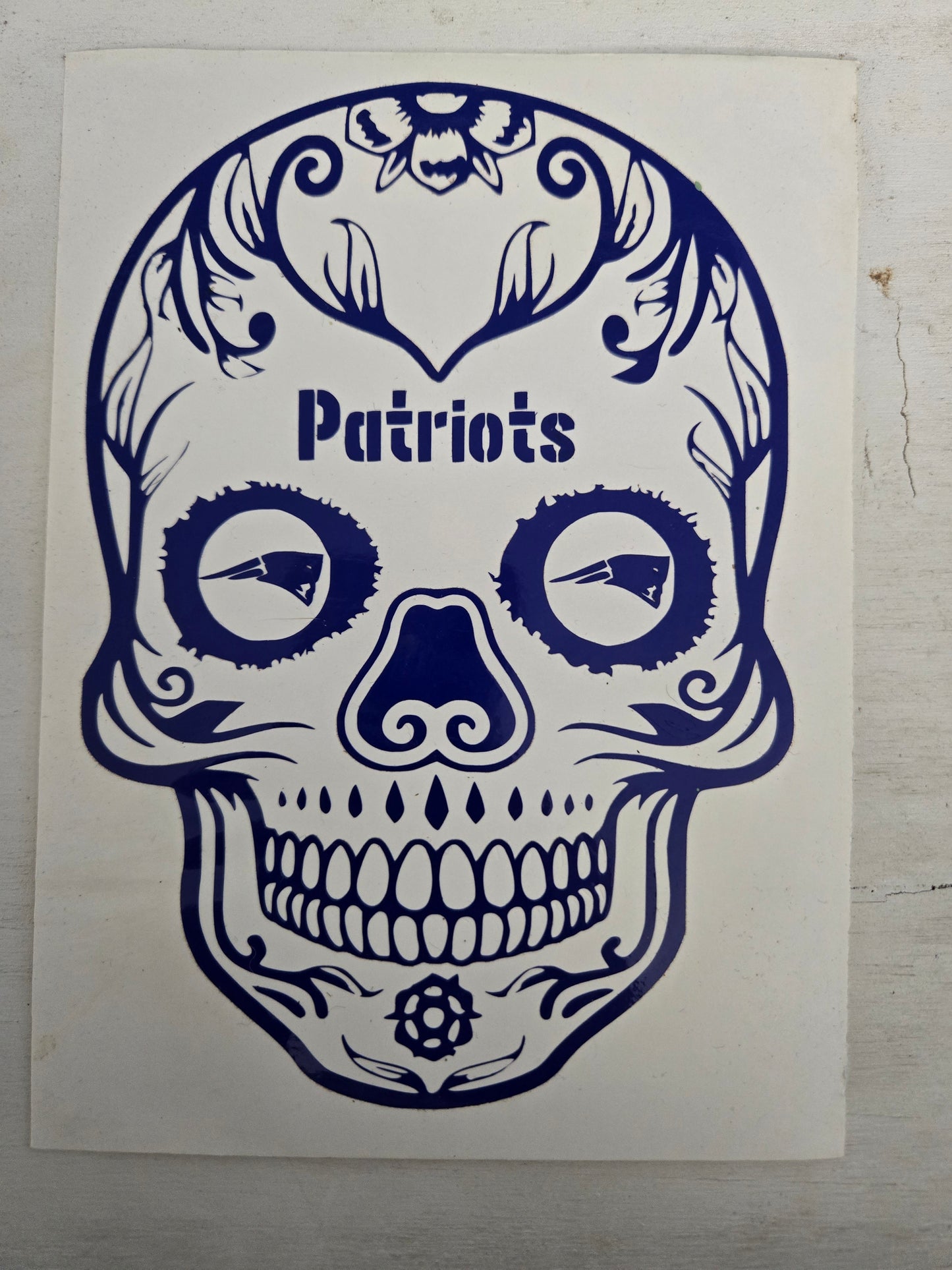 Vinyl Decal | Patriots Sugar Skull | Cars, Laptops, Etc